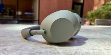 This New Coloration for Sony’s WH-1000XM6 Headphones Might Be My Favourite So Far