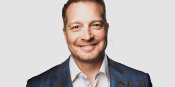 CrowdStrike Flex Mannequin Adapts Offers to Evolving AI Threats