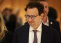 Anthropic’s CEO is about to have dinner with President Trump