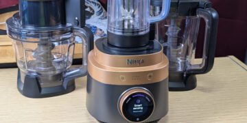 I Examined Ninja’s CrushBoss, a $230 Blender That Chops, Dices, Minces and Mixes