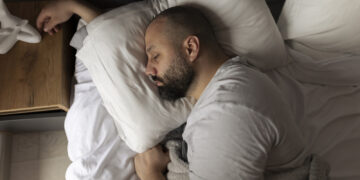Ought to You Contemplate A Galaxy Watch As an alternative Of A Fitbit For Sleep Monitoring?