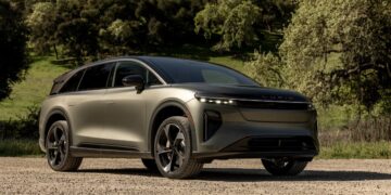 Lucid Motors’ EV output falls to lowest stage in nearly 2 years