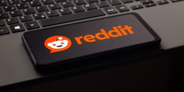 Reddit CEO Says Google’s AI Mode ‘Does Not Drive Visitors’